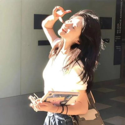 空房间里的妻子